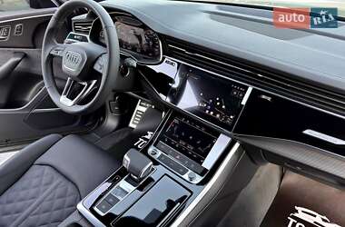 Позашляховик / Кросовер Audi Q8 2025 в 