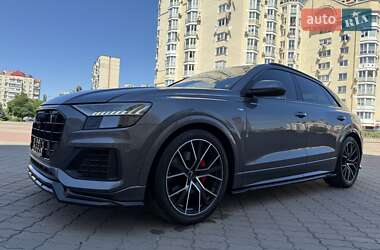 Внедорожник / Кроссовер Audi Q8 2020 в Киеве