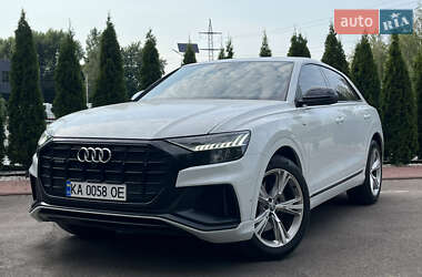 Внедорожник / Кроссовер Audi Q8 2020 в Киеве