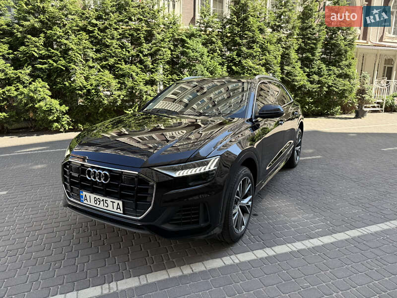 Позашляховик / Кросовер Audi Q8 2018 в Києві