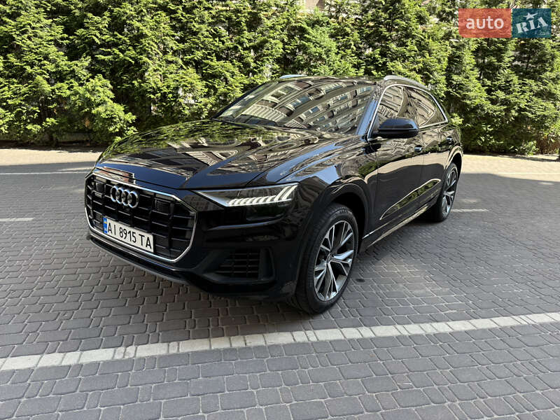 Позашляховик / Кросовер Audi Q8 2018 в Києві