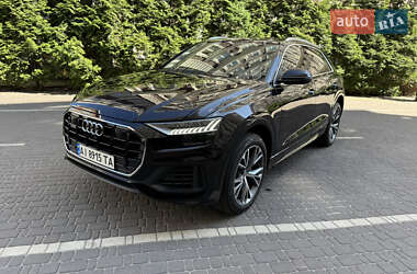 Внедорожник / Кроссовер Audi Q8 2018 в 