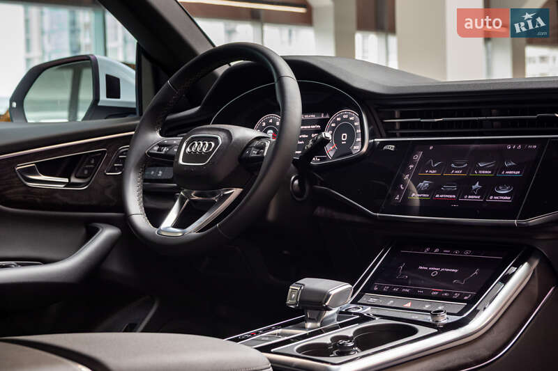 Внедорожник / Кроссовер Audi Q8 2022 в Хмельницком