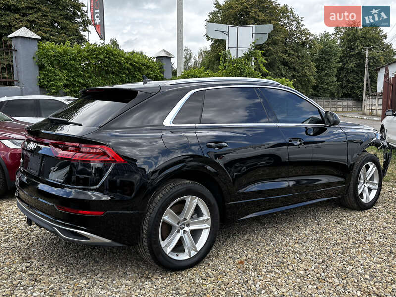 Позашляховик / Кросовер Audi Q8 2019 в Стрию