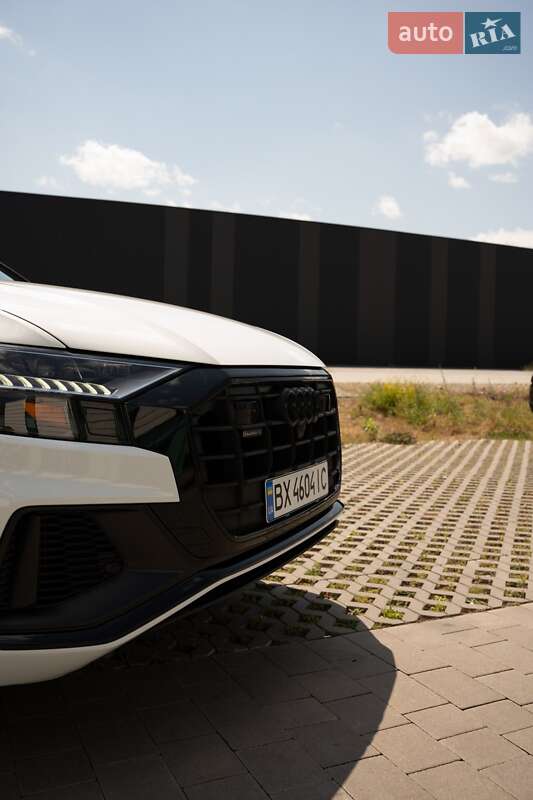 Внедорожник / Кроссовер Audi Q8 2021 в Хмельницком