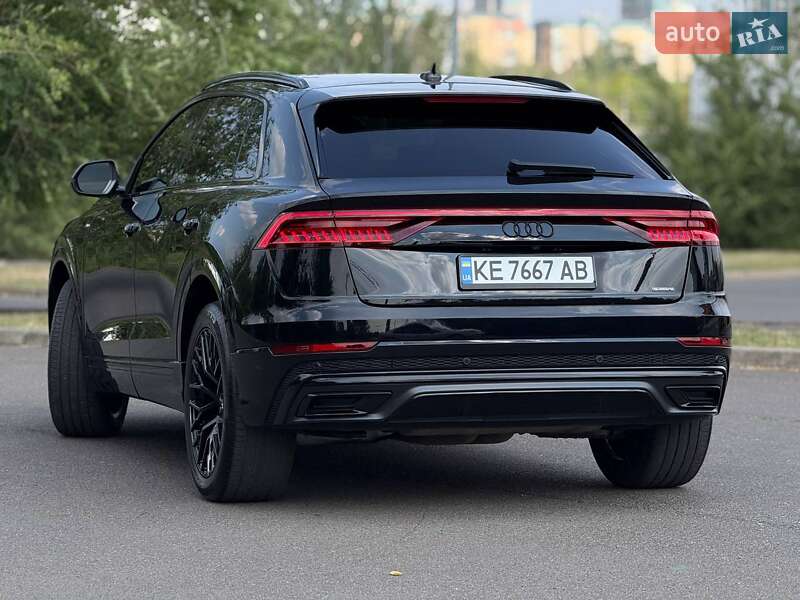 Внедорожник / Кроссовер Audi Q8 2018 в Кривом Роге