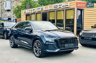 Внедорожник / Кроссовер Audi Q8 2023 в Киеве