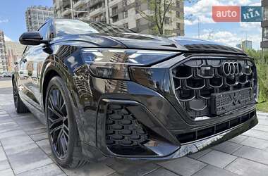 Позашляховик / Кросовер Audi Q8 2024 в Києві