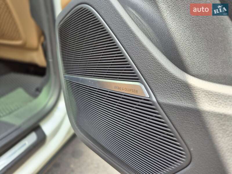 Внедорожник / Кроссовер Audi Q8 2021 в Ровно фото 53 Внедорожник / Кроссовер Audi Q8 2021 в Ровно