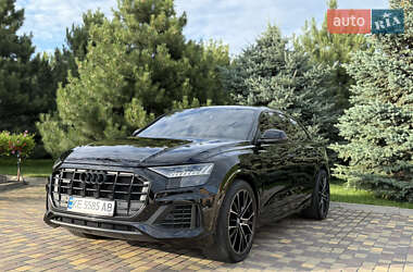 Внедорожник / Кроссовер Audi Q8 2019 в 
