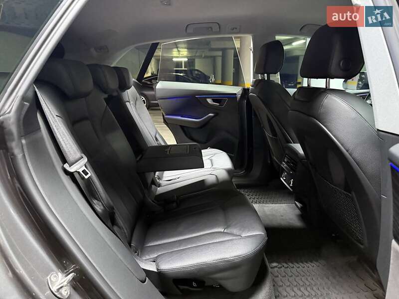 Позашляховик / Кросовер Audi Q8 2019 в Києві