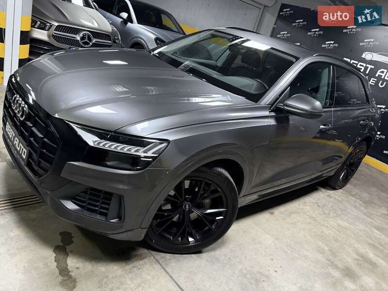 Позашляховик / Кросовер Audi Q8 2019 в Києві