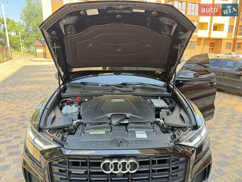Внедорожник / Кроссовер Audi Q8 2019 в Измаиле