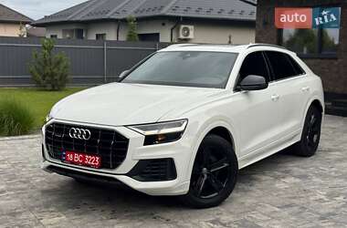 Внедорожник / Кроссовер Audi Q8 2018 в 