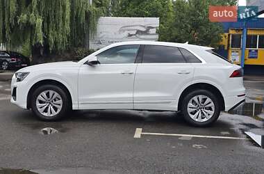 Внедорожник / Кроссовер Audi Q8 2024 в 