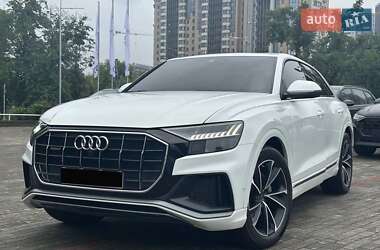 Audi Q8 2021