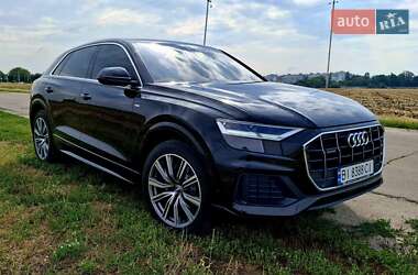 Внедорожник / Кроссовер Audi Q8 2020 в 