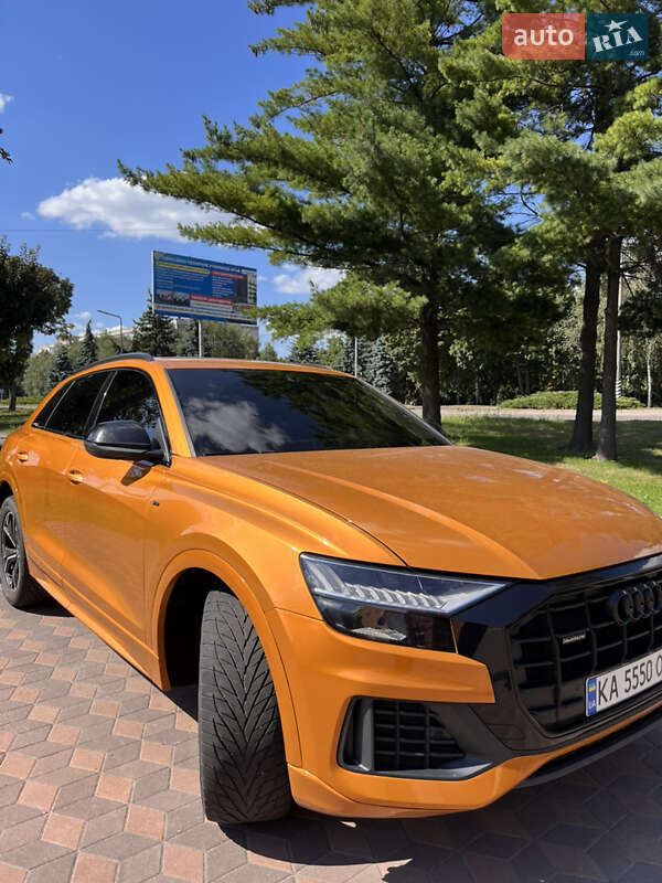 Внедорожник / Кроссовер Audi Q8 2020 в Лубнах