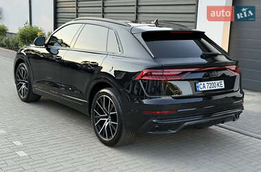 Внедорожник / Кроссовер Audi Q8 2019 в 
