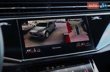 Внедорожник / Кроссовер Audi Q8 2022 в 