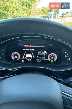 Внедорожник / Кроссовер Audi Q8 2023 в 