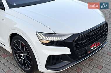 Внедорожник / Кроссовер Audi Q8 2020 в 