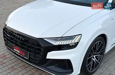 Внедорожник / Кроссовер Audi Q8 2020 в 