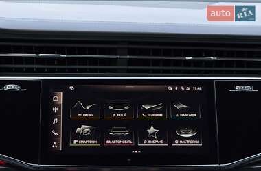 Внедорожник / Кроссовер Audi Q8 2020 в 