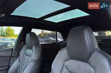 Внедорожник / Кроссовер Audi Q8 2020 в 