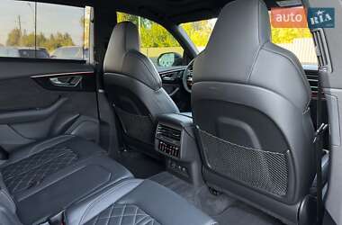 Внедорожник / Кроссовер Audi Q8 2020 в 