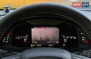 Внедорожник / Кроссовер Audi Q8 2020 в 
