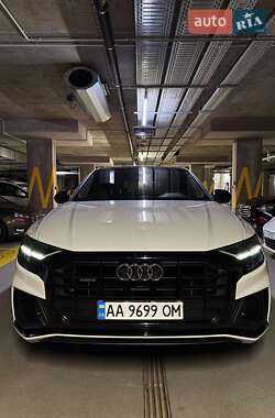 Внедорожник / Кроссовер Audi Q8 2019 в 