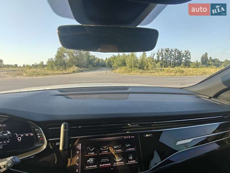 Внедорожник / Кроссовер Audi Q8 2019 в Жовкве