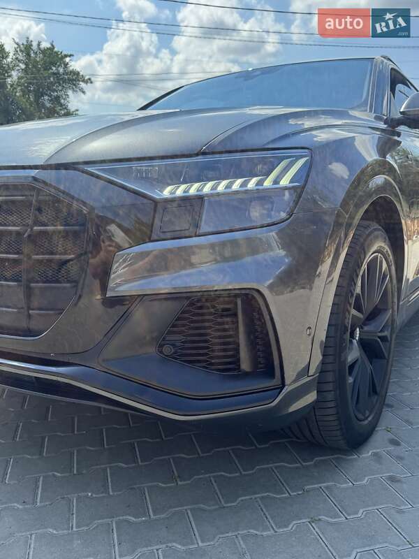 Внедорожник / Кроссовер Audi Q8 2020 в Виннице
