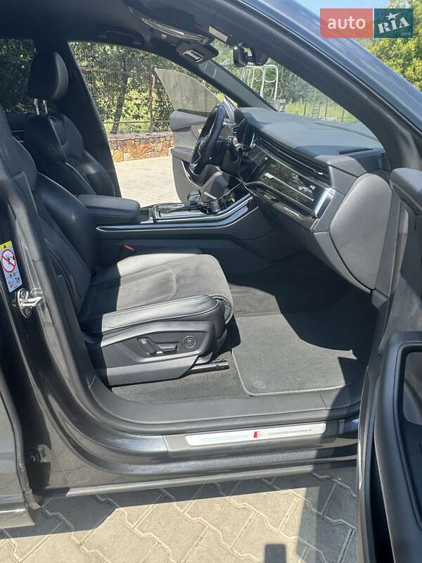 Внедорожник / Кроссовер Audi Q8 2020 в Виннице