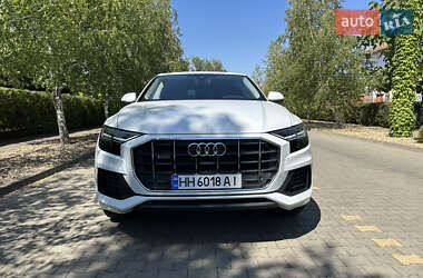 Внедорожник / Кроссовер Audi Q8 2020 в 