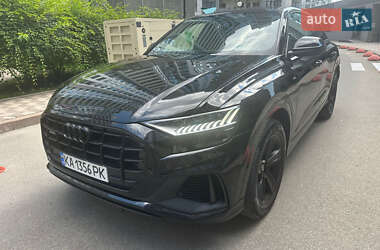 Позашляховик / Кросовер Audi Q8 2018 в 