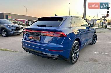 Внедорожник / Кроссовер Audi Q8 2024 в 