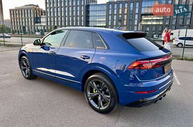 Внедорожник / Кроссовер Audi Q8 2024 в 
