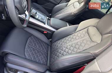 Внедорожник / Кроссовер Audi Q8 2024 в 