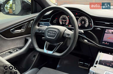 Внедорожник / Кроссовер Audi Q8 2024 в 
