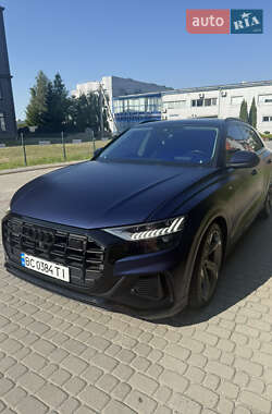 Позашляховик / Кросовер Audi Q8 2018 в Львові