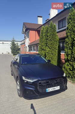 Внедорожник / Кроссовер Audi Q8 2018 в 