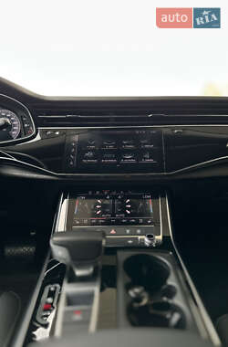 Внедорожник / Кроссовер Audi Q8 2019 в 