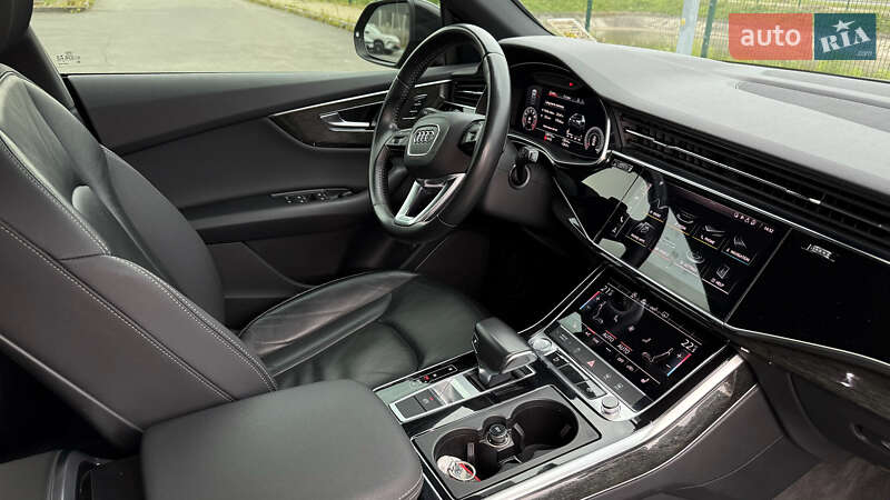 Внедорожник / Кроссовер Audi Q8 2018 в Шептицькому