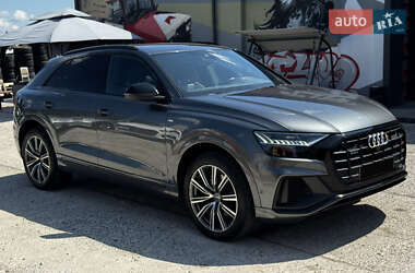 Позашляховик / Кросовер Audi Q8 2020 в Житомирі