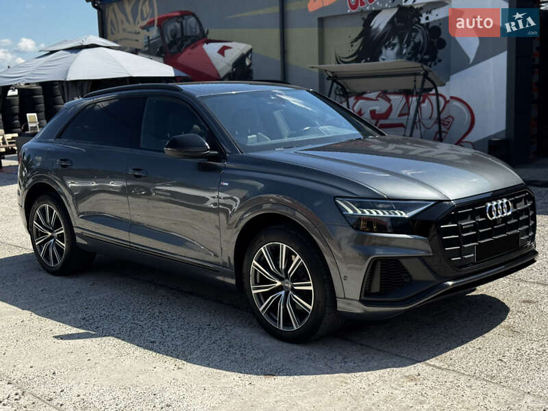Внедорожник / Кроссовер Audi Q8 2020 в Житомире