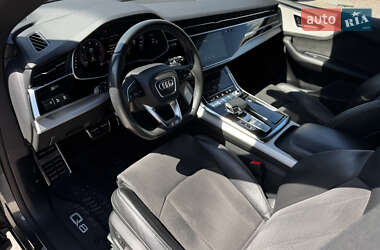 Внедорожник / Кроссовер Audi Q8 2020 в 