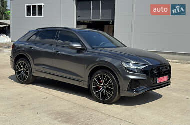 Внедорожник / Кроссовер Audi Q8 2023 в 