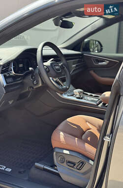 Внедорожник / Кроссовер Audi Q8 2023 в 